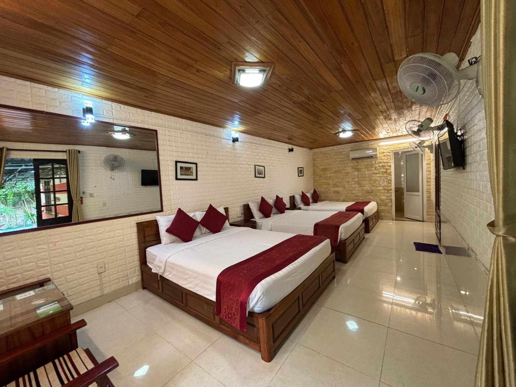 Red House Homestay - Villa 호이안 외부 사진